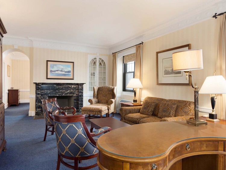 Eisenhower Suite living room with large desk