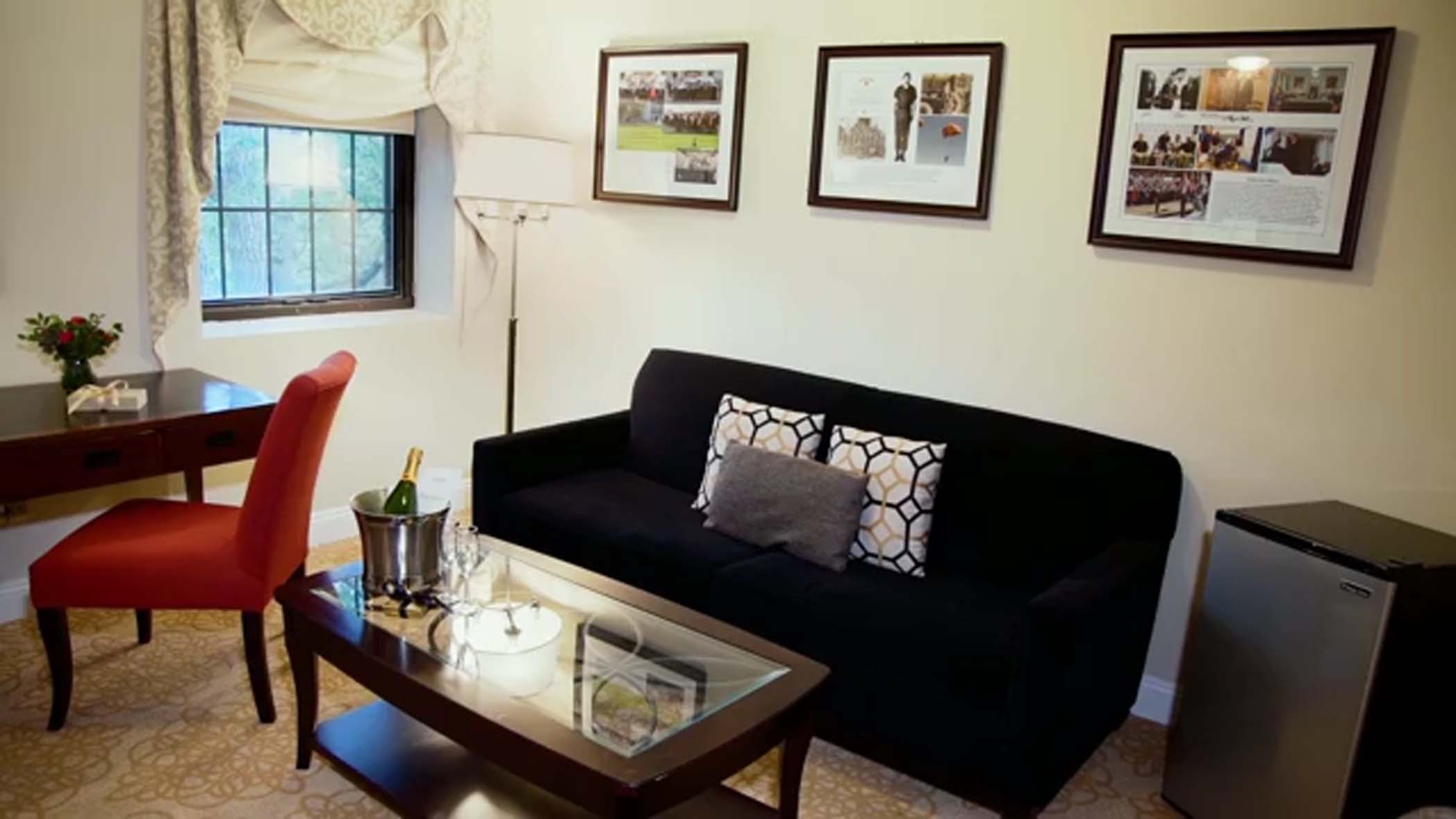 Bridal Suite living area with sofa