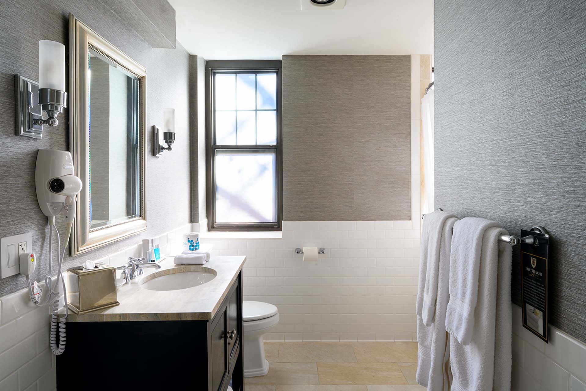 BRidal Suite bathroom