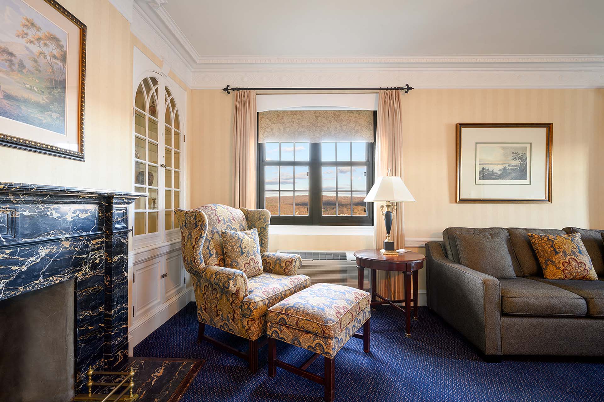 Eisenhower Suite living room with fireplace