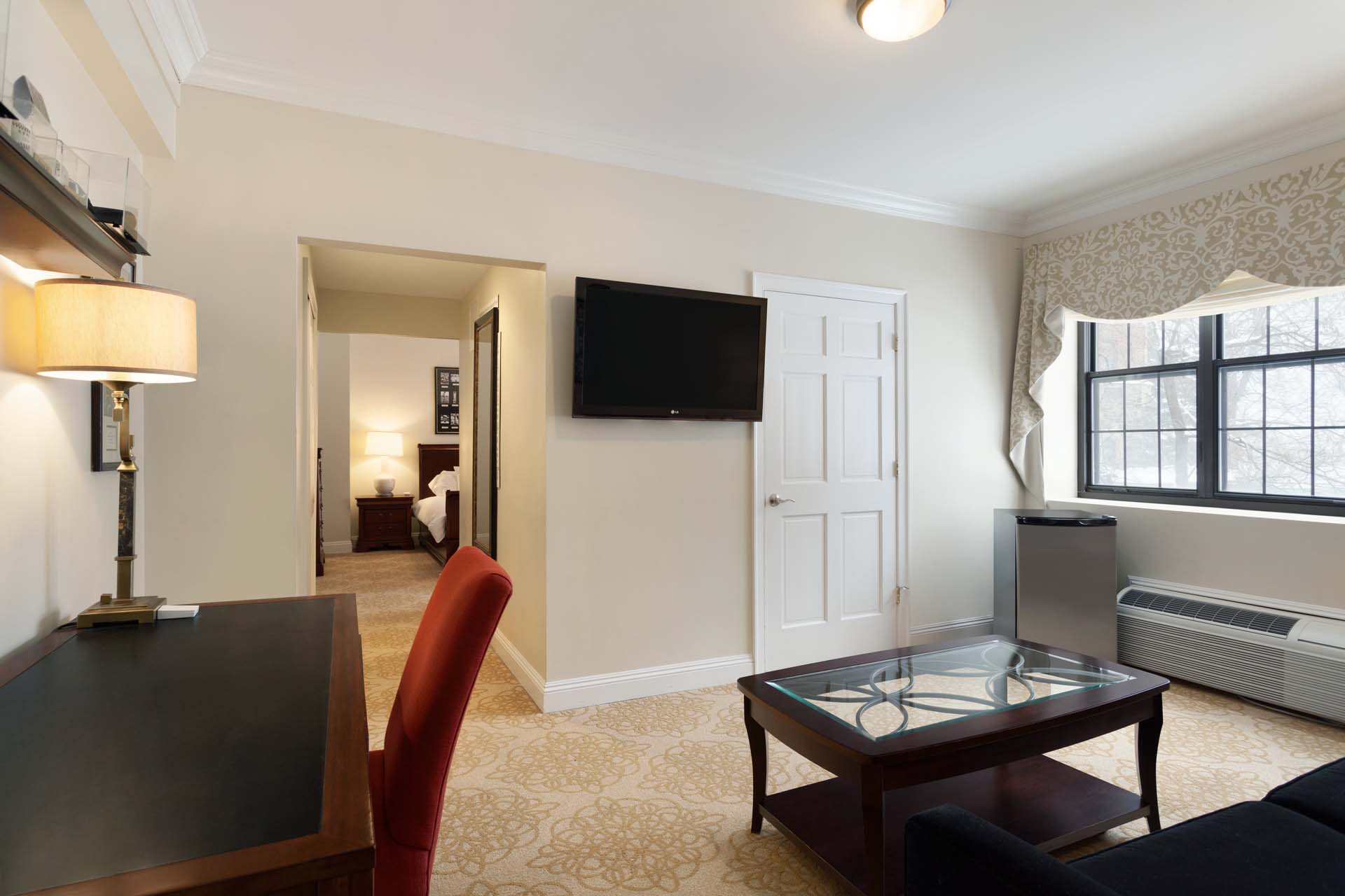 Executive Super Suite work area